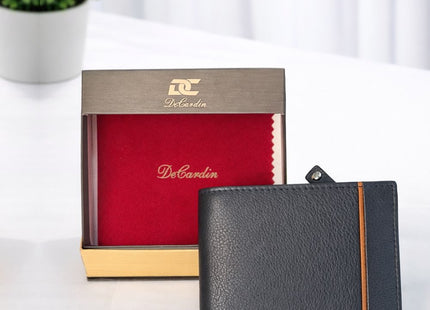 Men’s Leather Bi-Fold Wallet with Zipper Coin Pocket