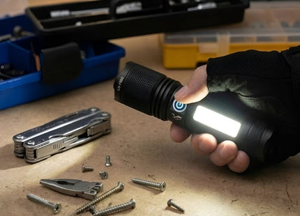 P100 Flashlight