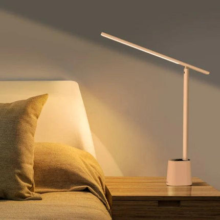 Auto-Dimming Table Lamp